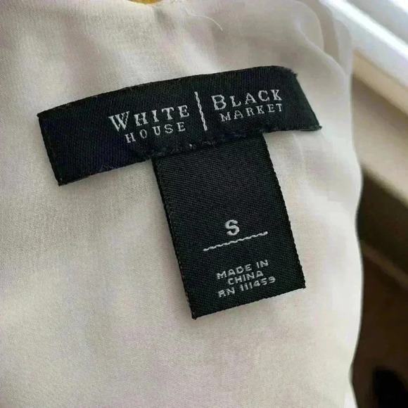 White House/Black Market - Picture 7 of 10